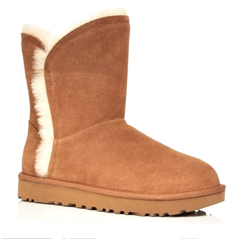UGG | Classic High-Low Short Boot II